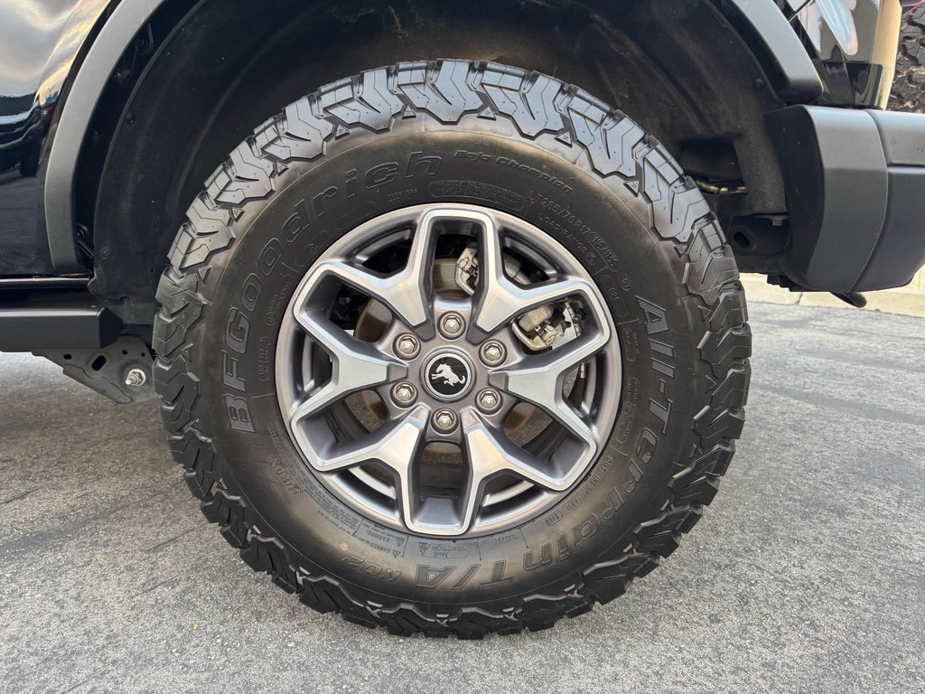 Certified 2025 Ford Bronco Badlands AWD/4WD image 12