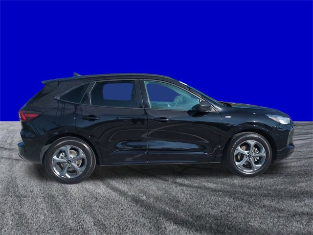 Certified 2024 Ford Escape ST-Line image 6