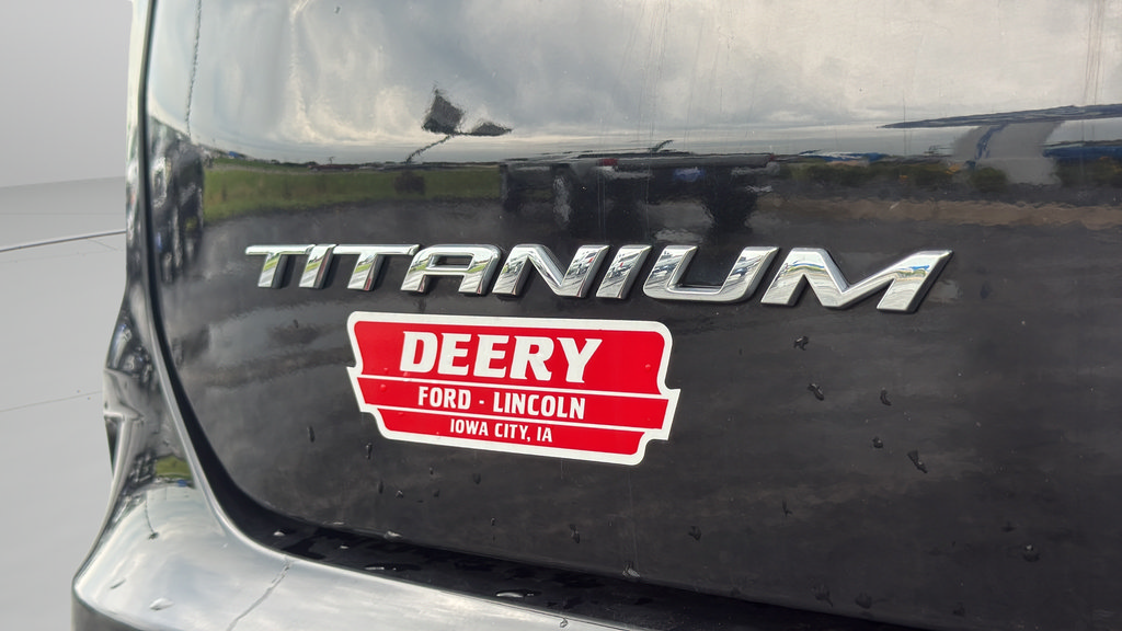 Certified 2024 Ford Edge Titanium AWD/4WD image 34