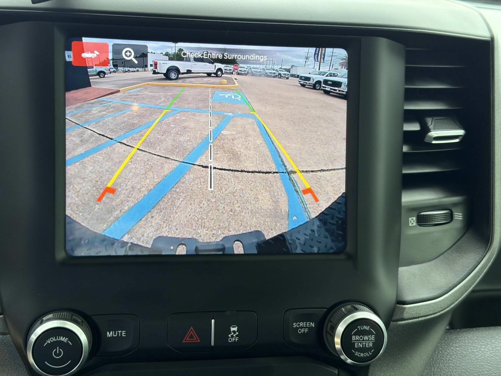 Used 2022 RAM 2500 Tradesman AWD/4WD image 33