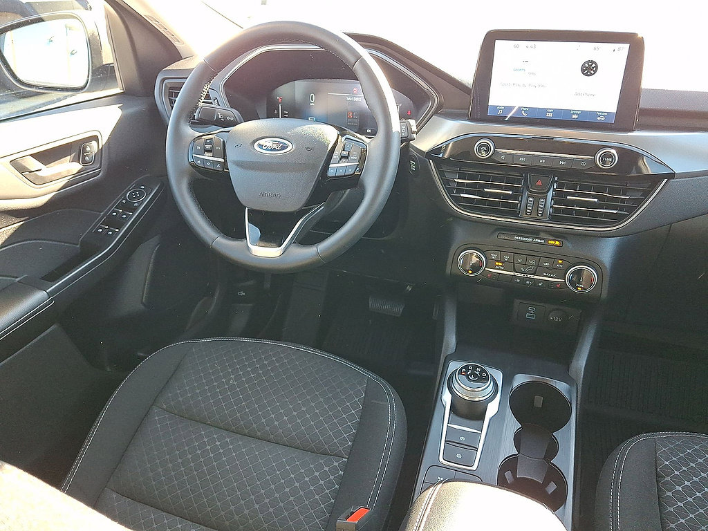 Certified 2023 Ford Escape Active AWD/4WD image 15