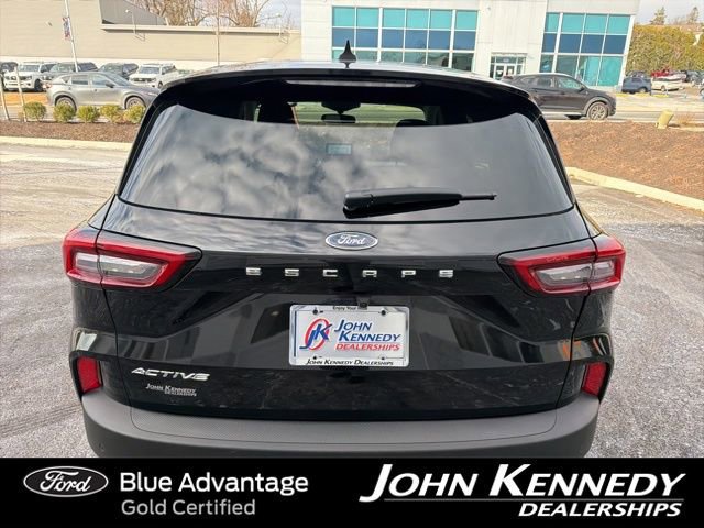 Certified 2025 Ford Escape Active w/ Cold Weather Package image 5