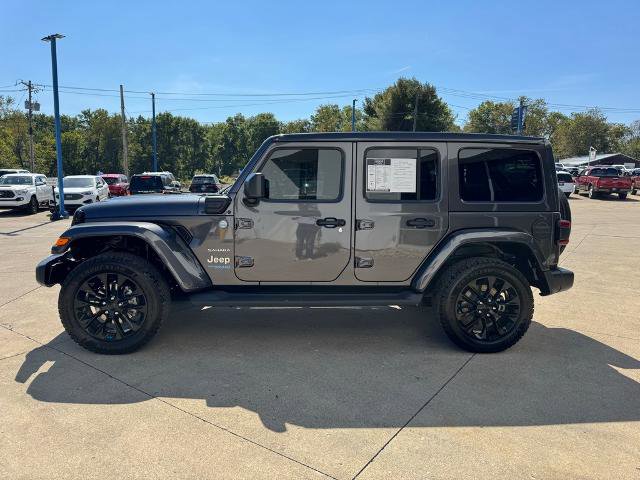Used 2022 Jeep Wrangler Unlimited Sahara w/ Cold Weather Group image 5