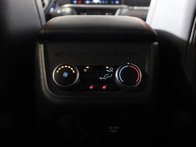 Certified 2025 Ford Explorer ST-Line w/ Premium Package AWD/4WD image 21