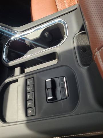 Used 2025 GMC Sierra 2500 Denali Ultimate AWD/4WD image 28