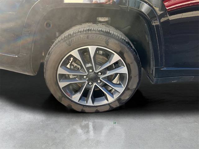 Used 2021 Jeep Grand Cherokee L Overland w/ Luxury Tech Group IV image 11