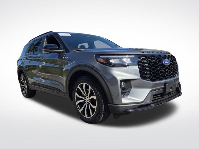 Certified 2026 Ford Explorer ST-Line w/ Premium Package