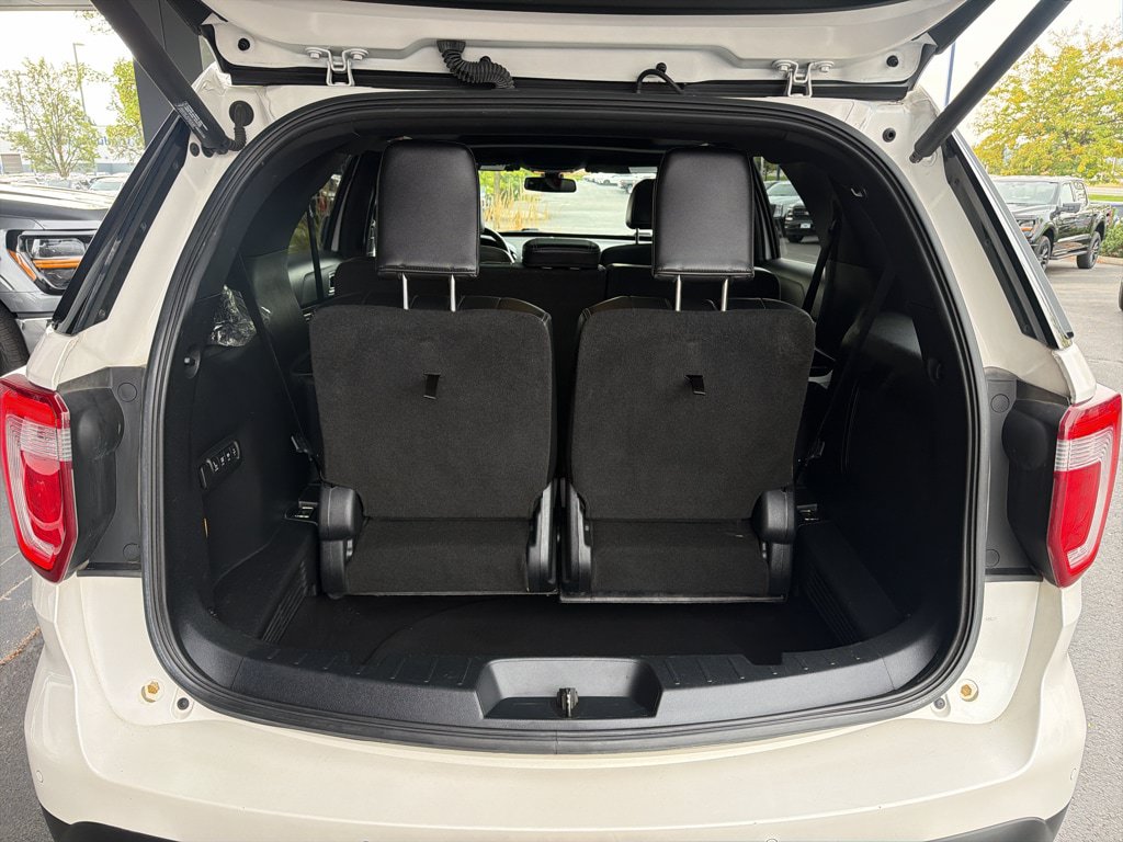 Certified 2017 Ford Explorer Limited AWD/4WD image 15