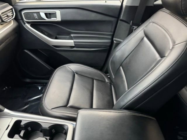 Certified 2023 Ford Explorer XLT w/ Equipment Group 202A AWD/4WD image 24