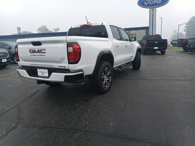 Used 2023 GMC Canyon AT4 image 6