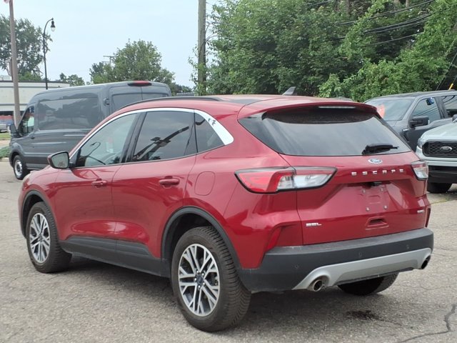 Certified 2022 Ford Escape SEL AWD/4WD image 2