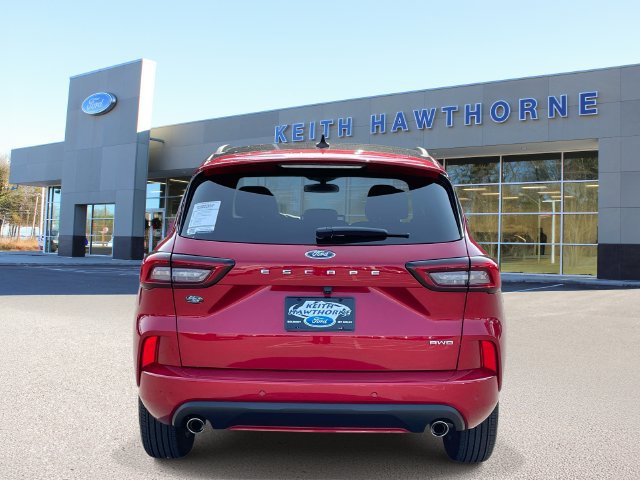 Certified 2023 Ford Escape ST-Line w/ Tech Pack #1 AWD/4WD image 5