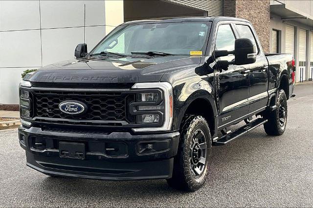 Certified 2023 Ford F250 Lariat w/ Lariat Ultimate Package AWD/4WD image 3