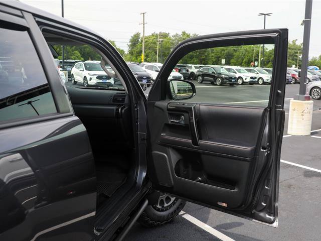 Used 2023 Toyota 4Runner TRD Off-Road Premium w/ Off Road Premium Plus Package AWD/4WD image 32