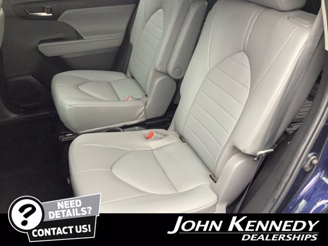 Used 2022 Toyota Highlander XLE AWD/4WD image 29