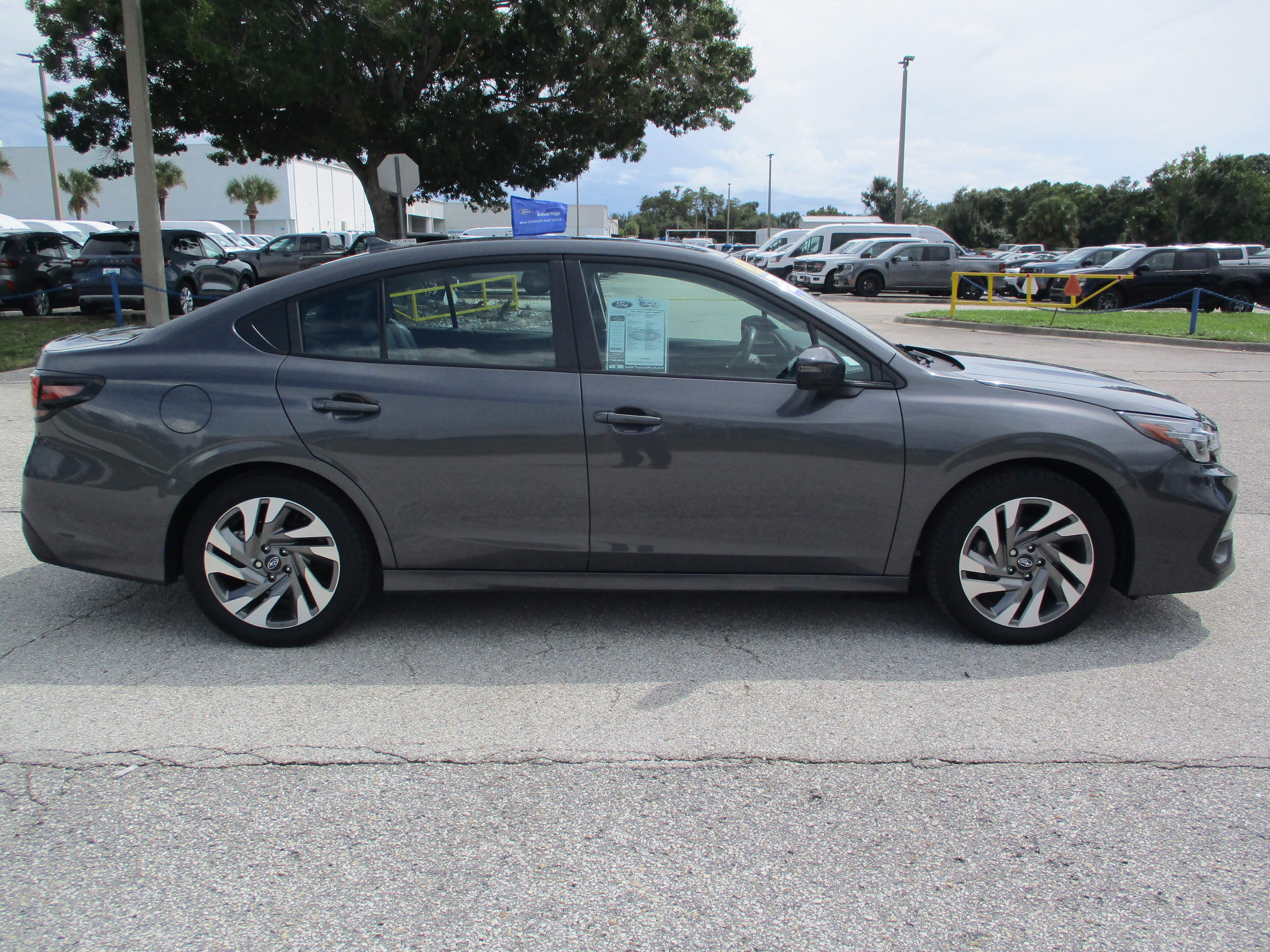 Used 2024 Subaru Legacy Limited image 6