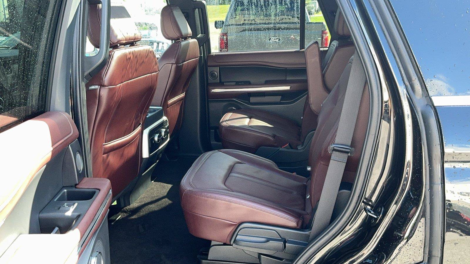 Certified 2023 Ford Expedition Limited AWD/4WD image 18
