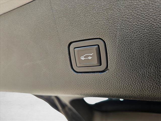 Used 2019 Chevrolet Traverse RS FWD image 7