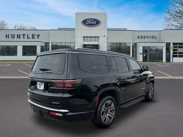 Used 2024 Jeep Wagoneer Series II AWD/4WD image 4