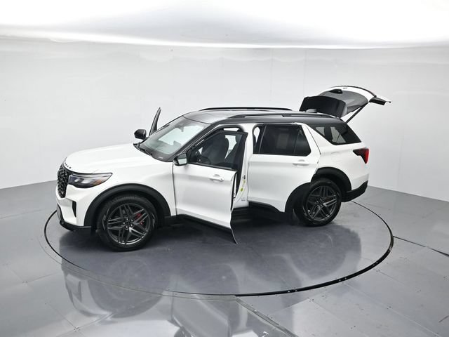 Certified 2025 Ford Explorer ST w/ Sun And Sound Package AWD/4WD image 58