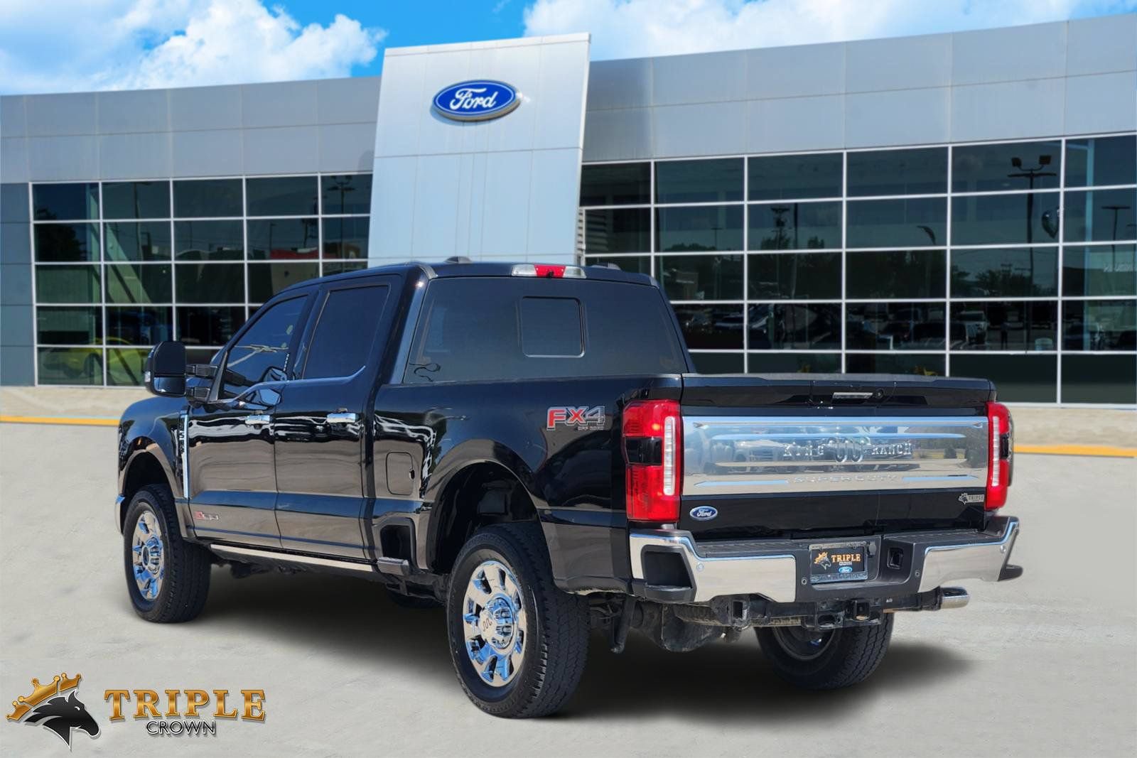 Certified 2024 Ford F250 King Ranch w/ Chrome Package AWD/4WD image 4