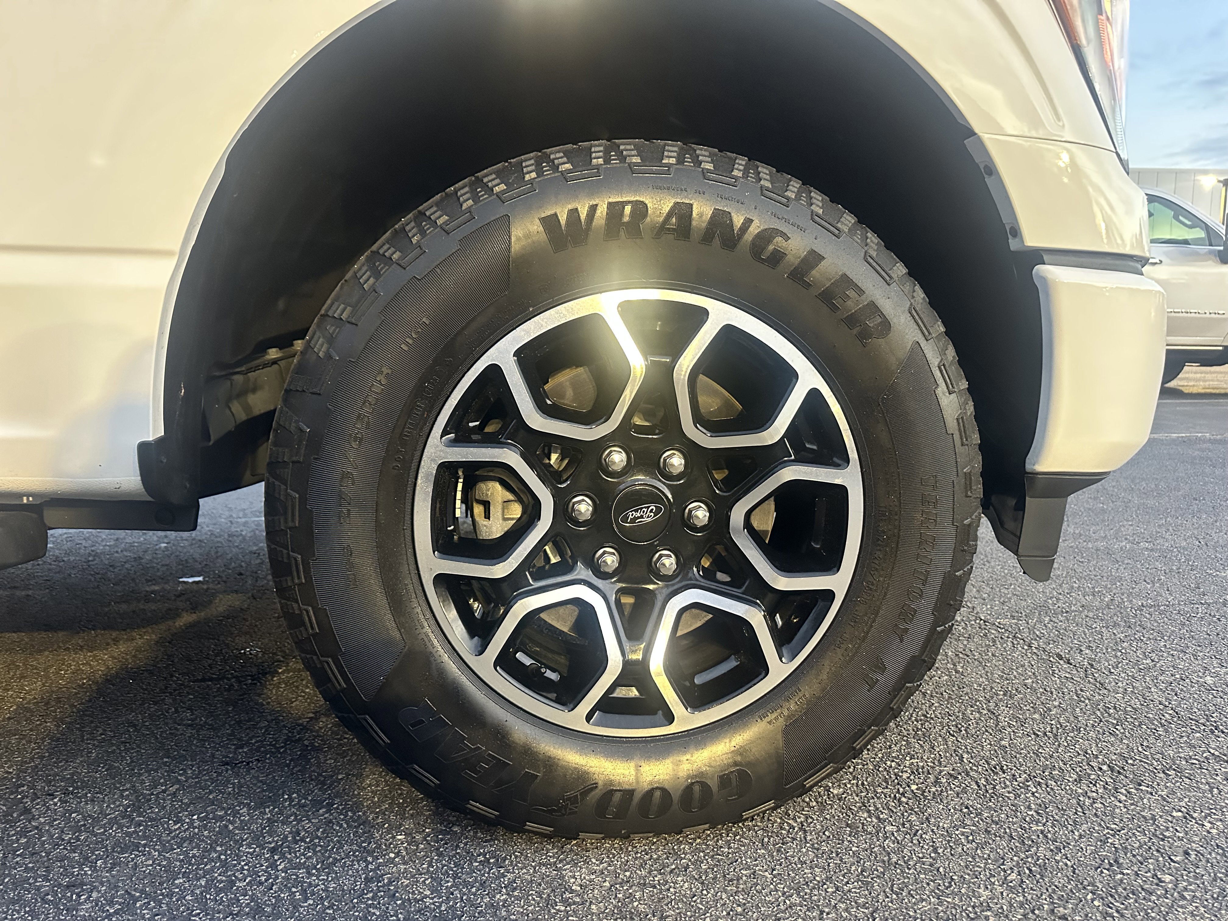 Certified 2023 Ford F150 XL w/ STX Appearance Package image 8