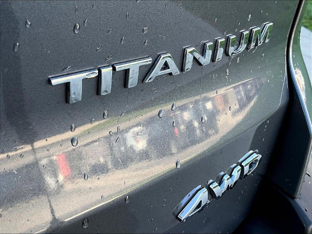 Certified 2018 Ford EcoSport Titanium AWD/4WD image 24