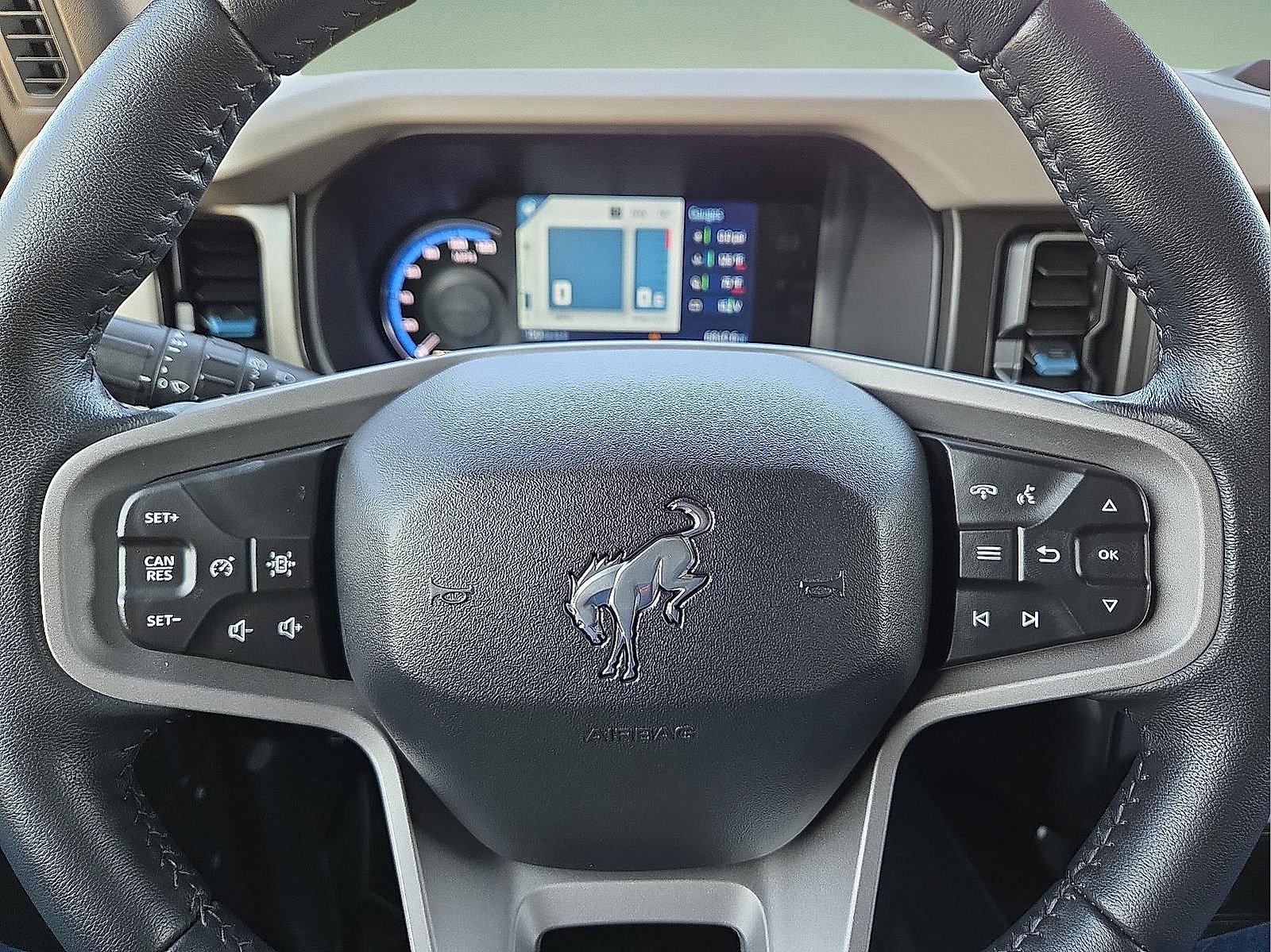 Certified 2023 Ford Bronco Wildtrak image 24