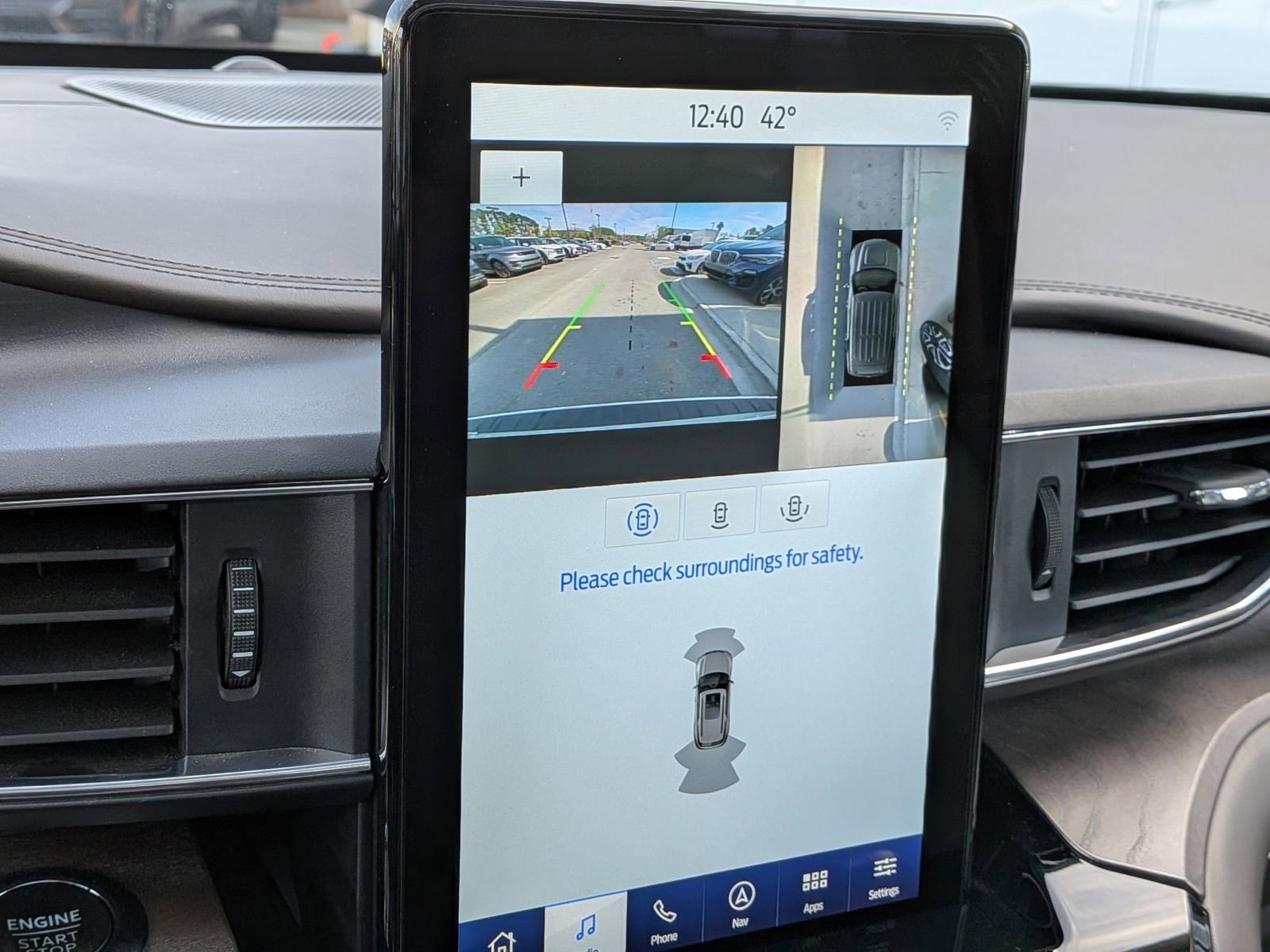 Certified 2023 Ford Explorer Platinum w/ Technology Package image 25