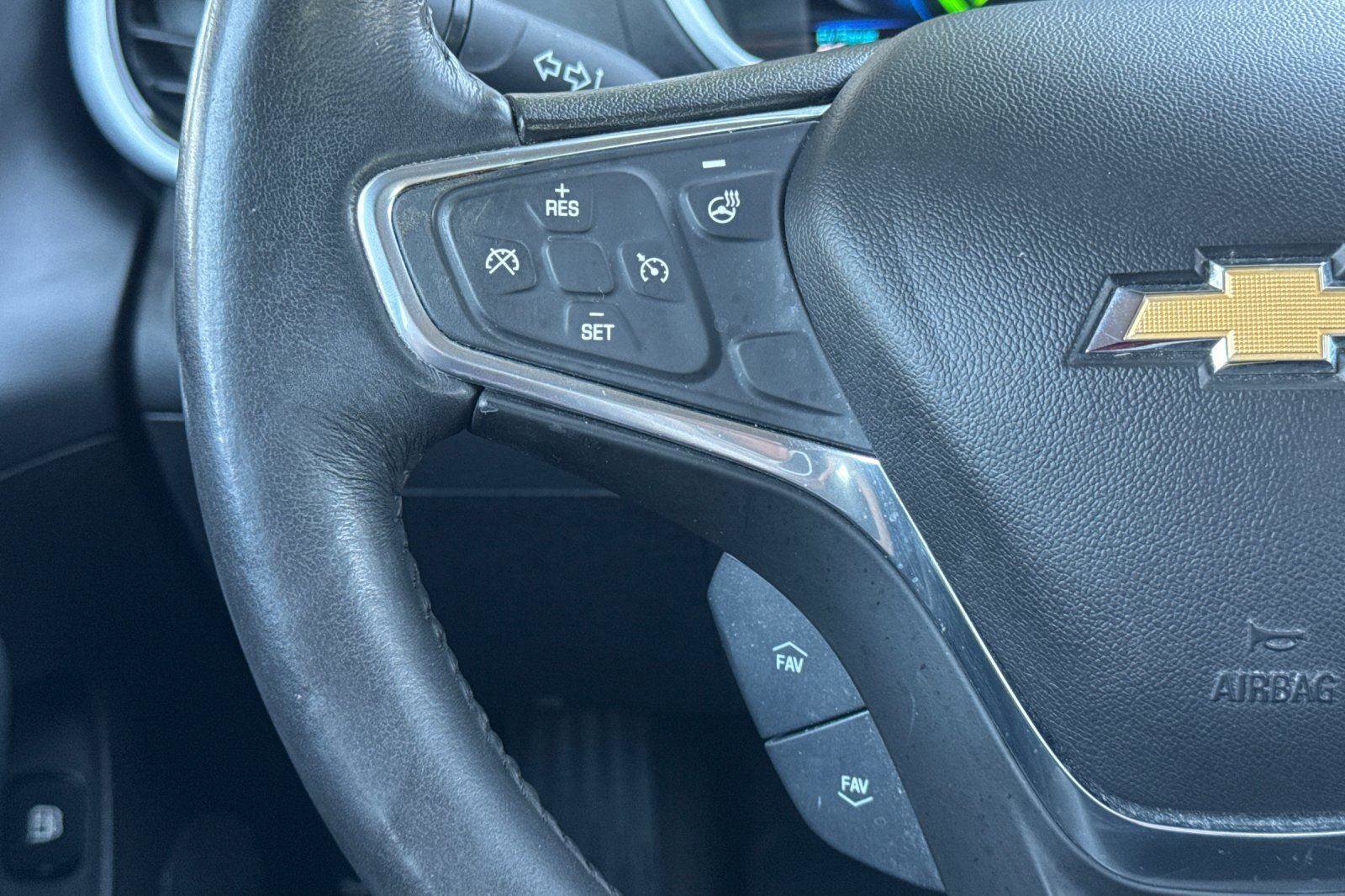 Used 2017 Chevrolet Volt LT w/ Comfort Package image 18