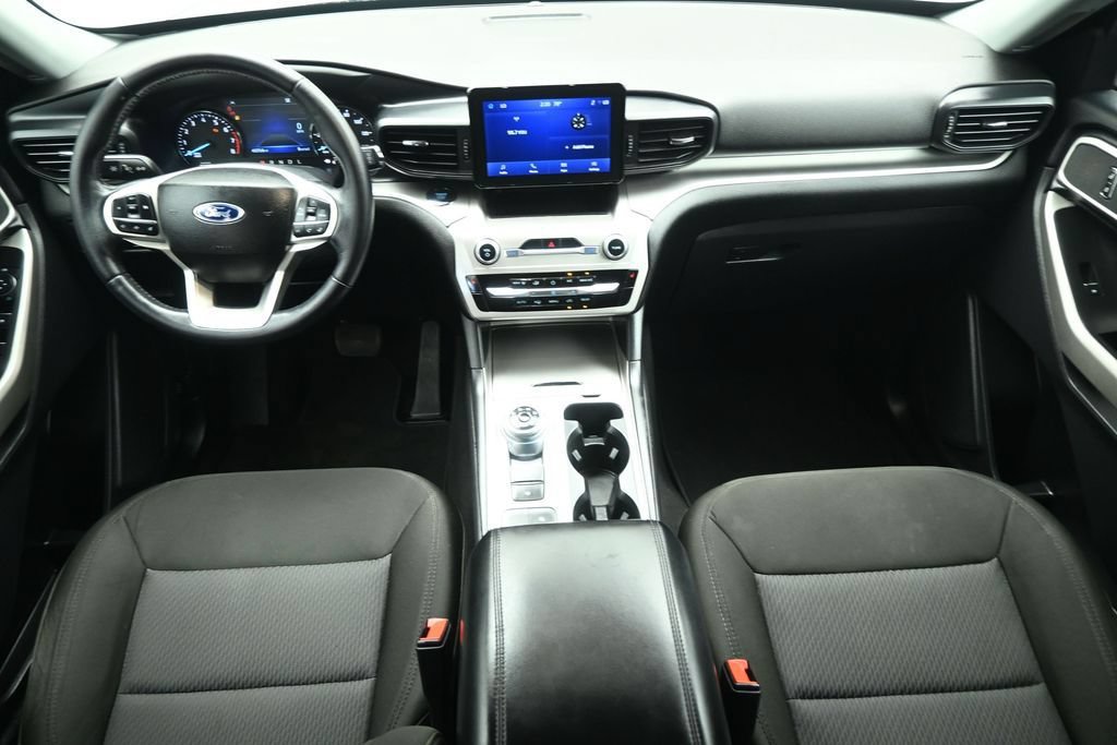 Certified 2022 Ford Explorer XLT RWD image 37