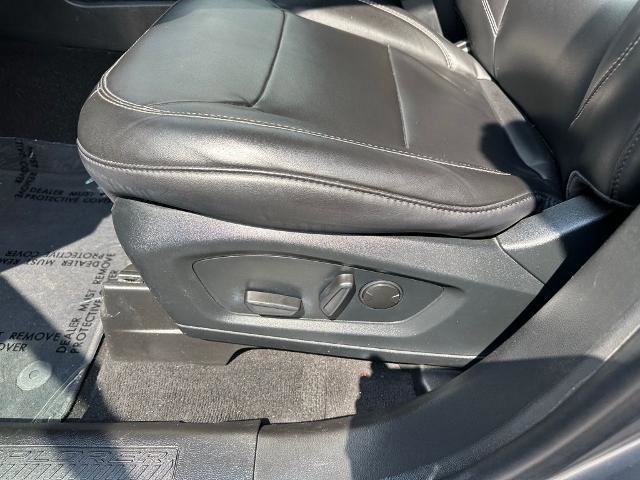 Certified 2022 Ford Explorer XLT w/ Equipment Group 202A image 12