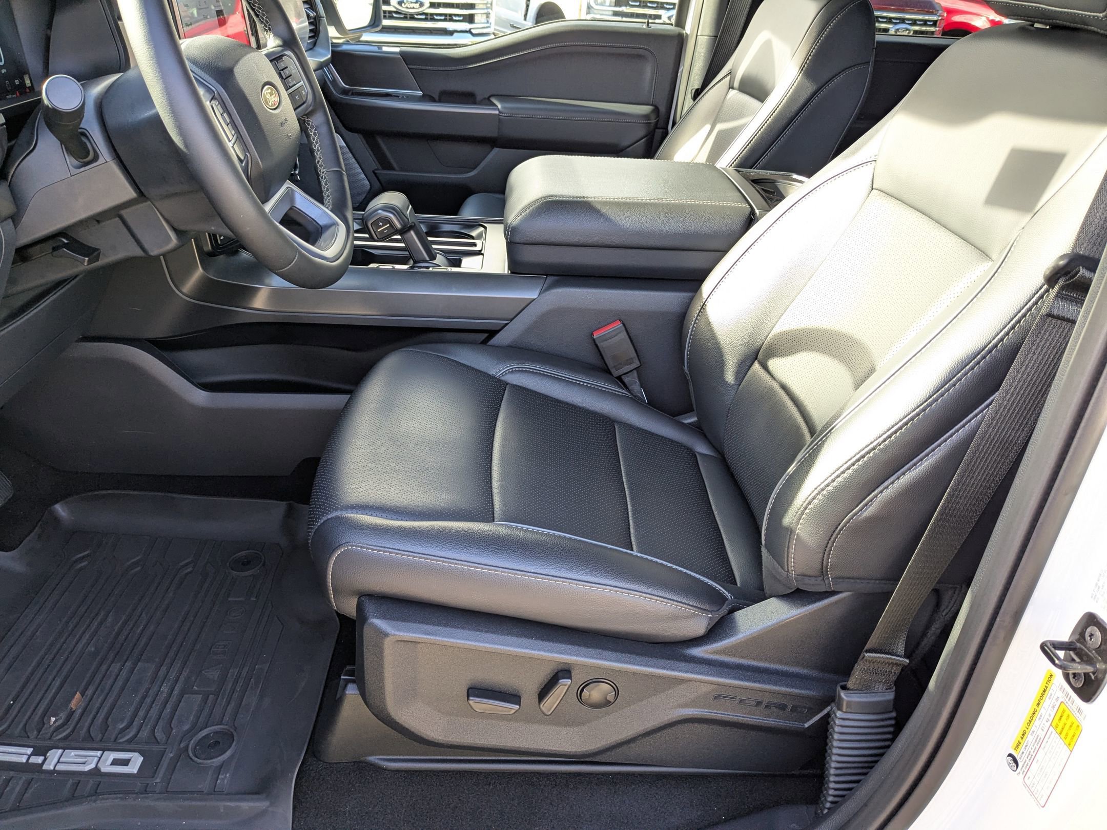 Certified 2025 Ford F150 Lariat w/ Equipment Group 501A Mid image 16