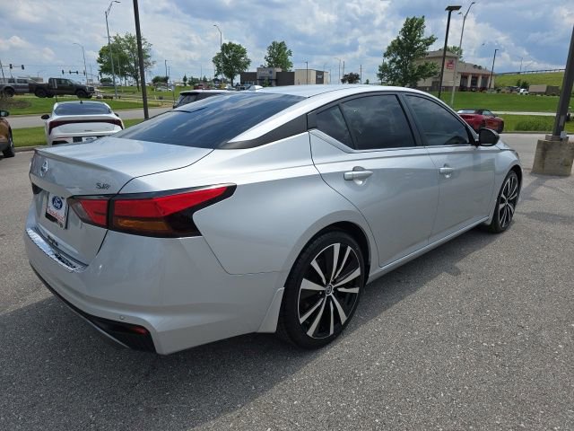 Used 2022 Nissan Altima 2.5 SR FWD image 5