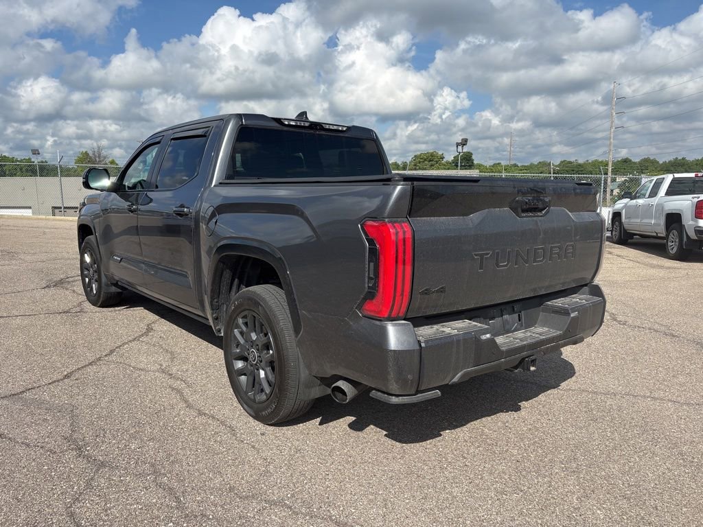 Used 2024 Toyota Tundra Platinum AWD/4WD image 5