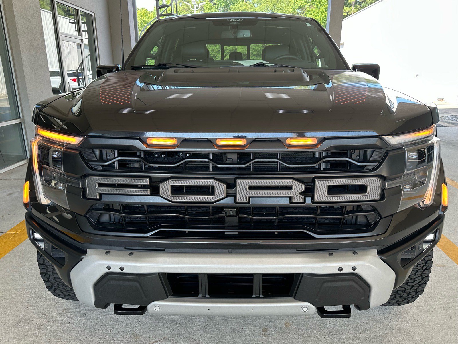 Certified 2025 Ford F150 Raptor AWD/4WD image 9