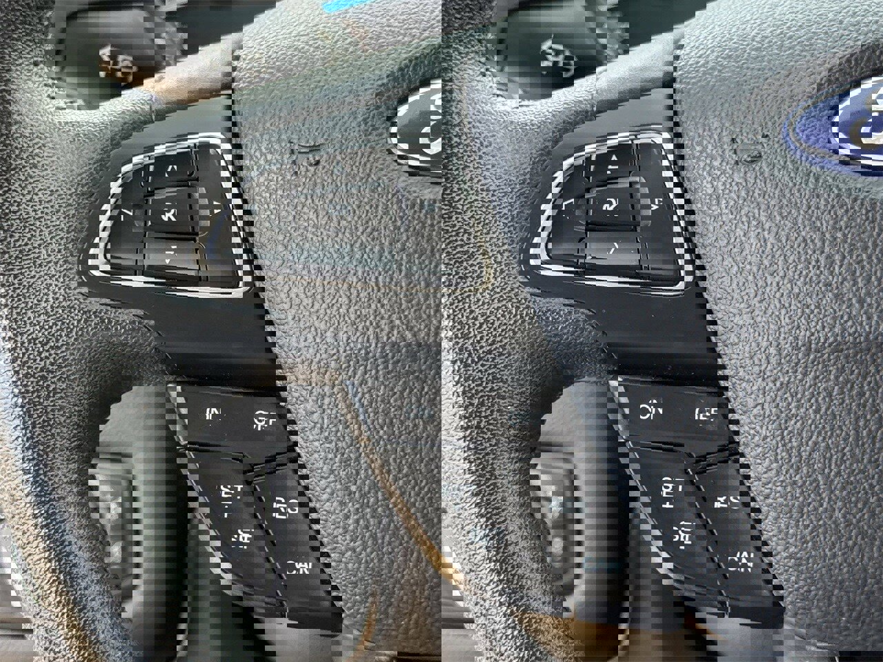 Certified 2018 Ford Escape SEL image 13