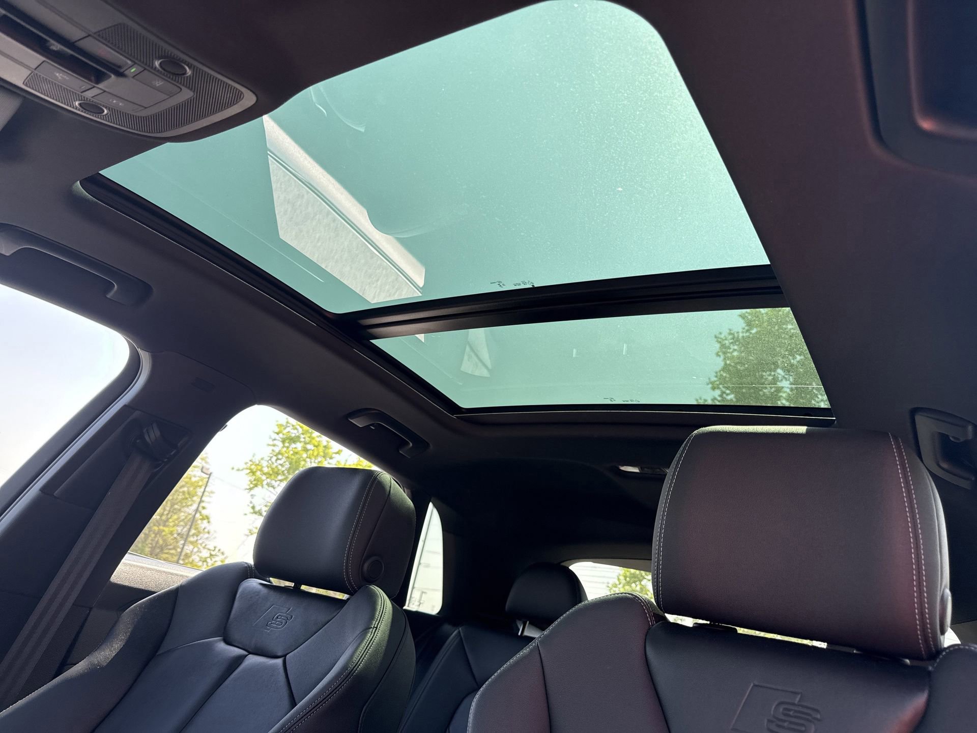 Used 2024 Audi Q3 2.0T Premium Plus w/ Premium Plus Package AWD/4WD image 13