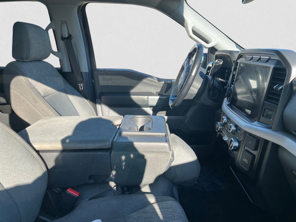 Certified 2022 Ford F150 XLT w/ Equipment Group 302A High image 10