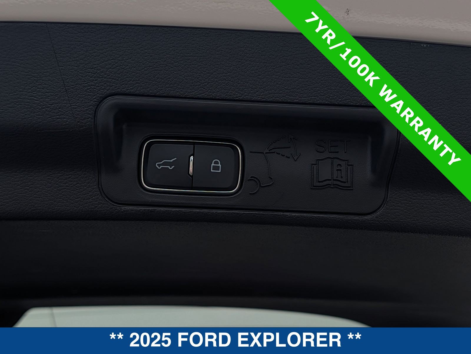 Certified 2025 Ford Explorer Active w/ Active Comfort Package RWD image 15