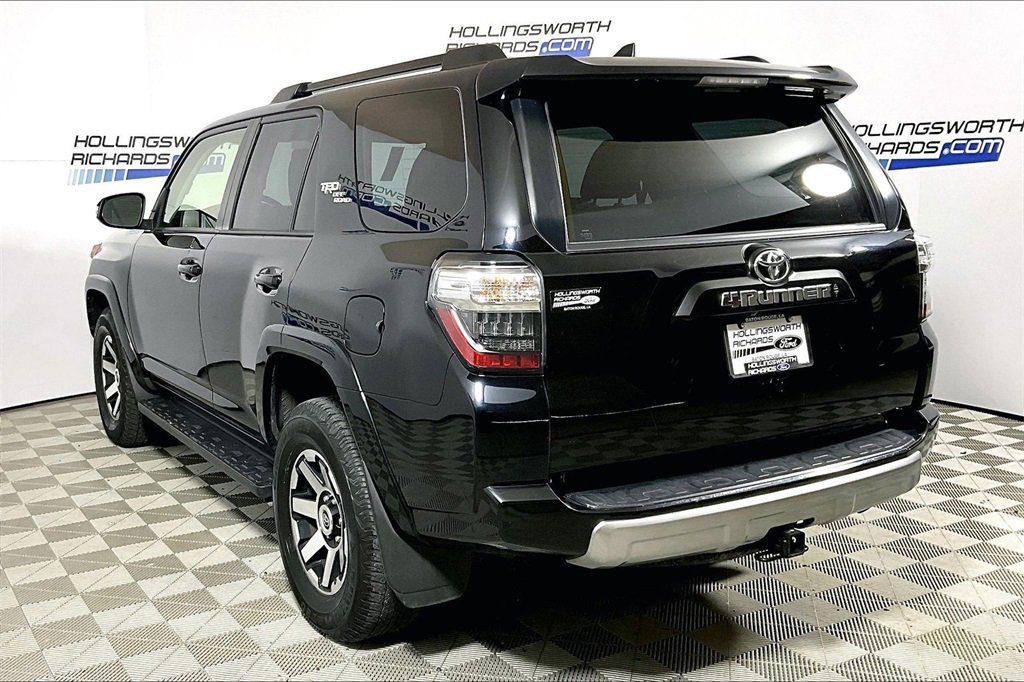 Used 2024 Toyota 4Runner TRD Off-Road Premium image 8
