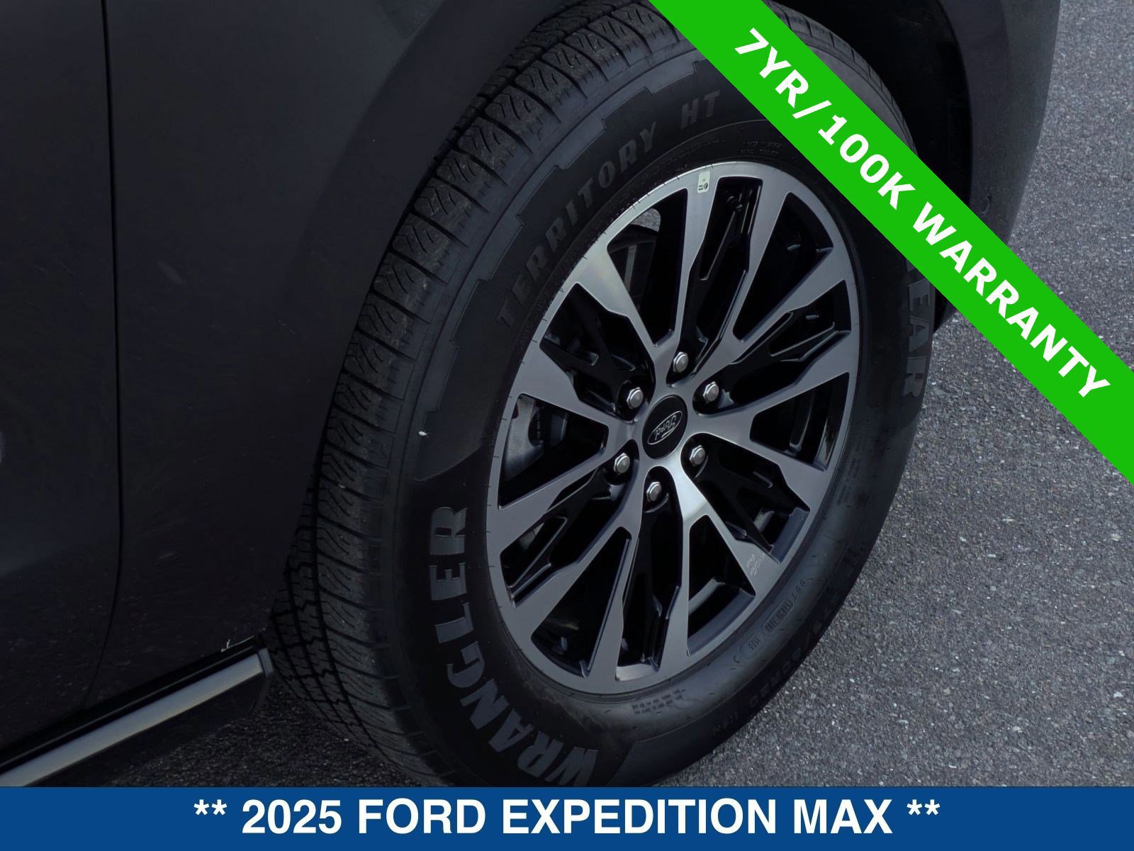Certified 2025 Ford Expedition Max Platinum image 13
