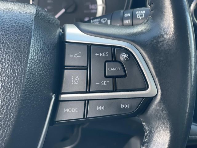Used 2023 Toyota Highlander LE image 10