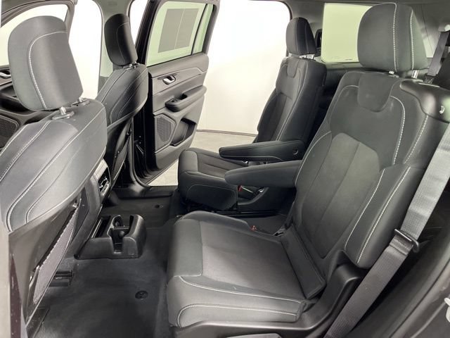 Used 2023 Jeep Grand Cherokee L Laredo w/ Luxury Tech Group I AWD/4WD image 42