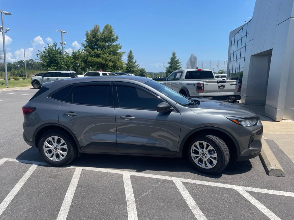 Certified 2025 Ford Escape Active w/ Tech Pack #1 FWD image 8