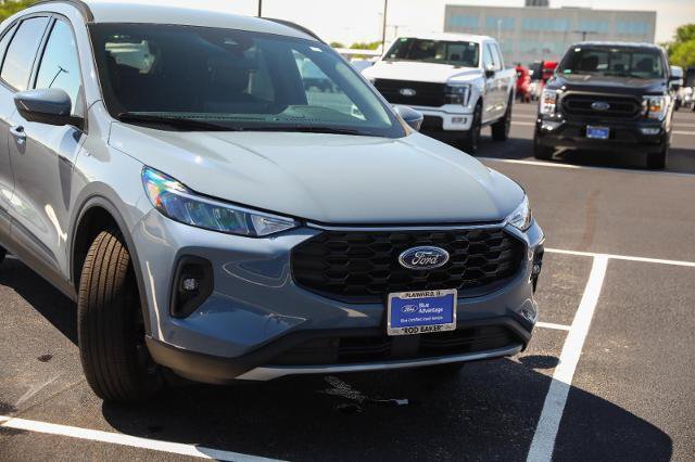 Certified 2025 Ford Escape ST-Line Select w/ Tech Pack #2 AWD/4WD image 5