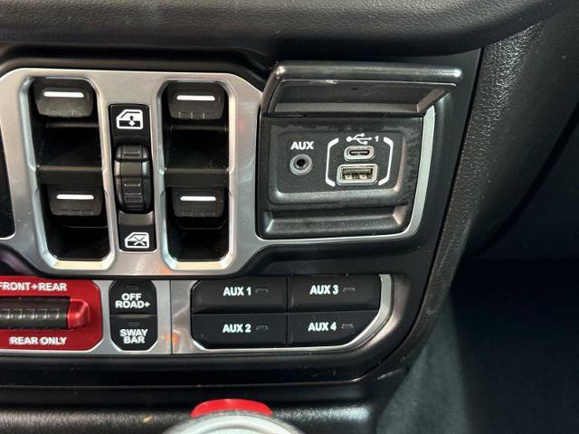Used 2025 Jeep Wrangler Unlimited Rubicon AWD/4WD image 27