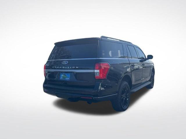 Certified 2023 Ford Expedition Max XLT image 3