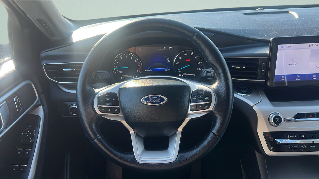 Certified 2022 Ford Explorer XLT w/ Equipment Group 202A AWD/4WD image 22