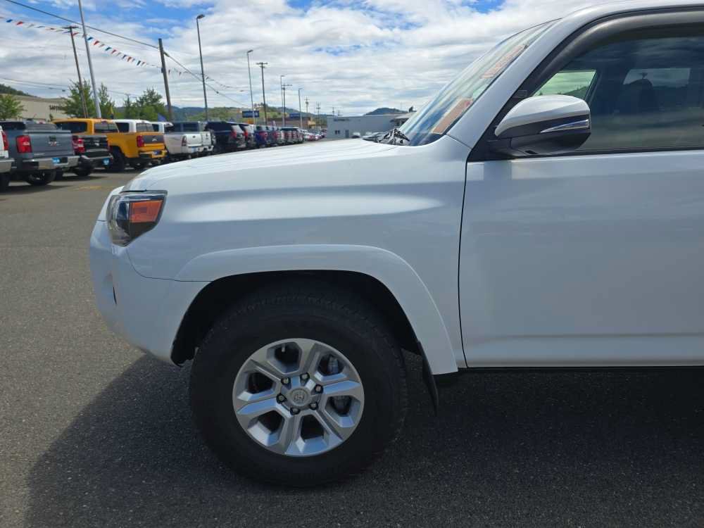Used 2019 Toyota 4Runner SR5 Premium AWD/4WD image 20
